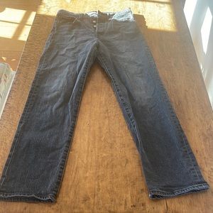 Levi’s Wedgie Straight Black size 25